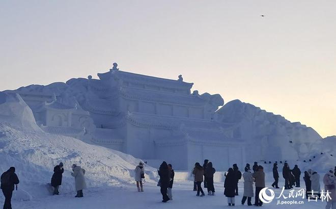 长白山的云顶天宫，揭开神秘面纱的震撼之旅