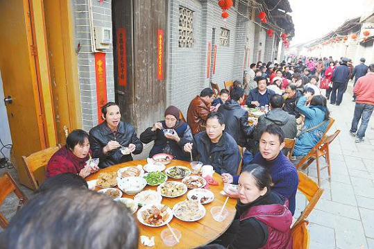 宾阳炮龙节震撼上演，传统庆典再现辉煌