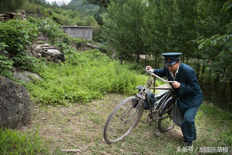 丈夫含泪誓言，徒步3000公里，哪怕只剩最后一口气，也要带病妻看遍西藏！