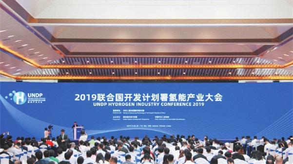 2025全国两会前瞻，这些重磅议题将如何改变你的未来？